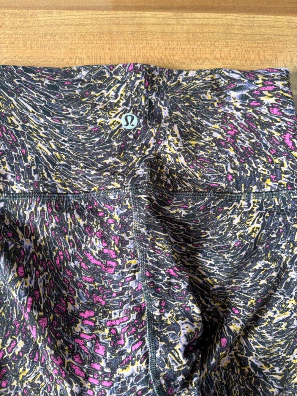 Lululemon Wunder Train High Rise Tight 28” - Picture 7 of 8